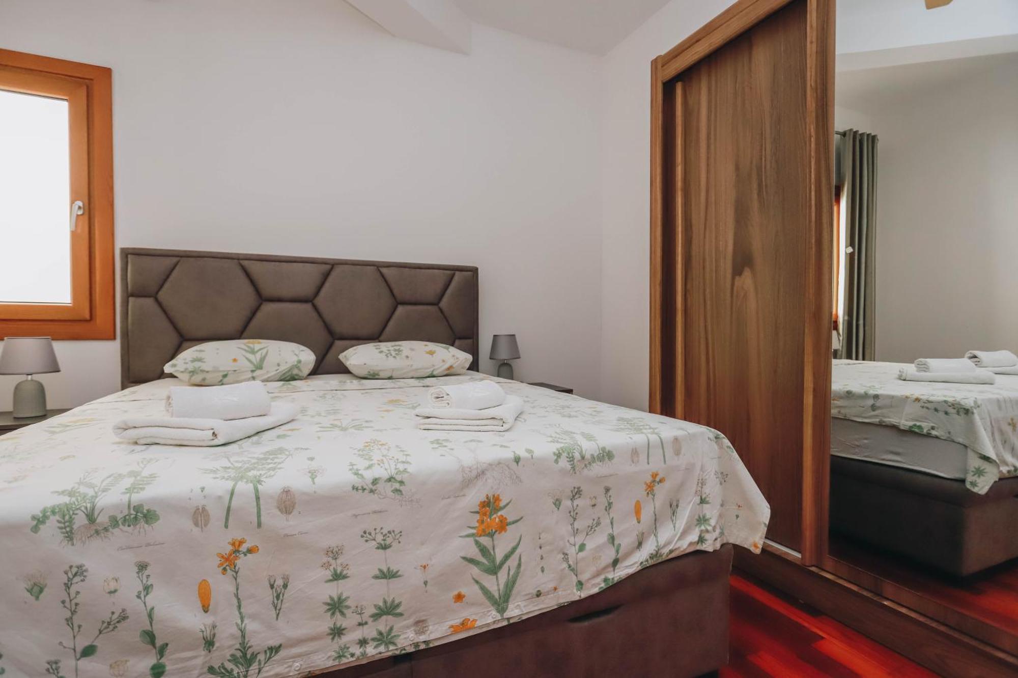 Apartment Near Ponta Nova Of Rafailovici Бечичі Екстер'єр фото