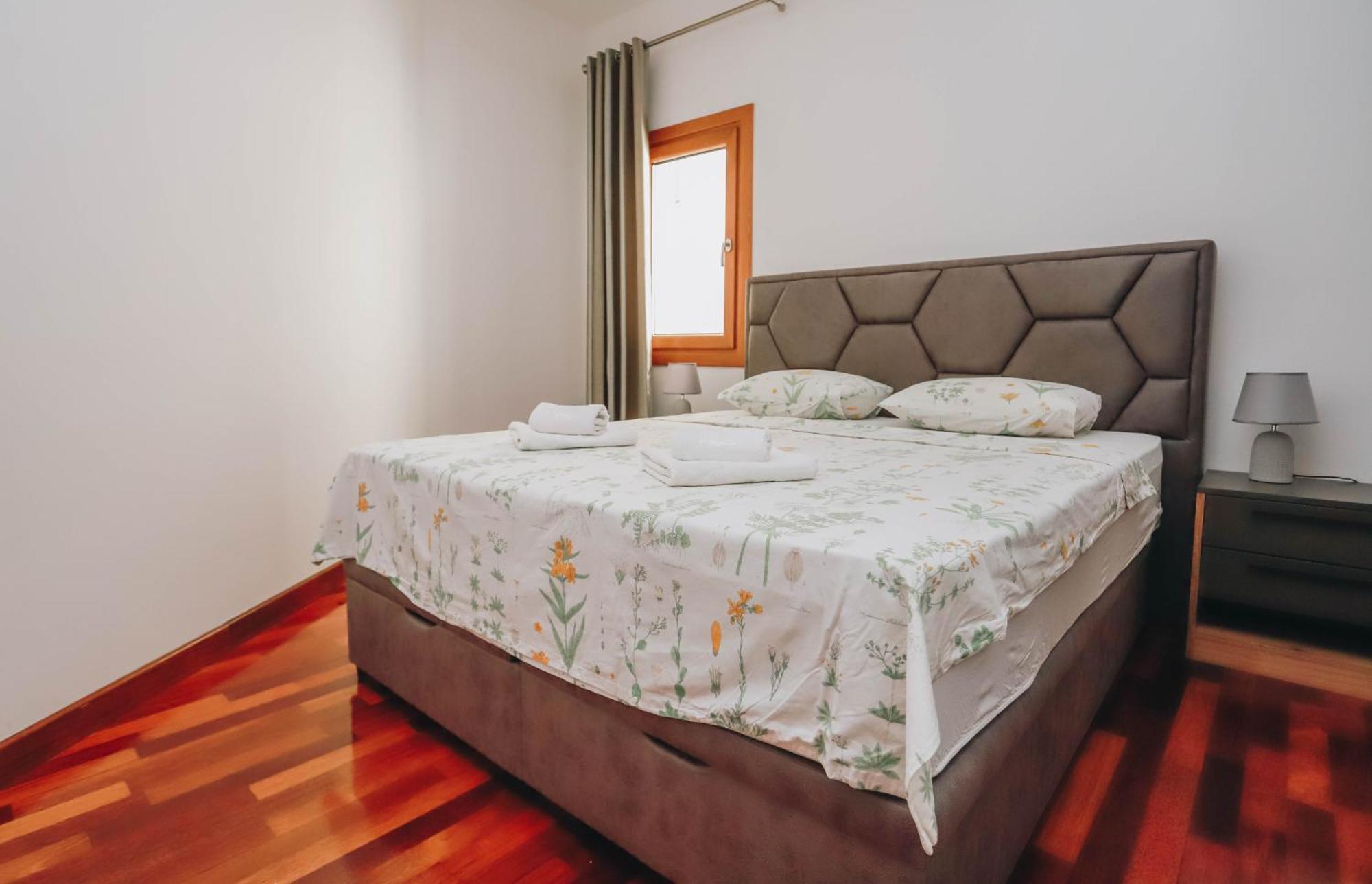 Apartment Near Ponta Nova Of Rafailovici Бечичі Екстер'єр фото
